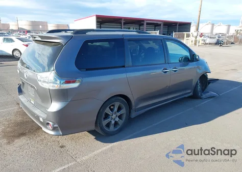 2015 Toyota Sienna Se 8 Passenger/Se Premium 8 Passenger z USA, uszkodzony, nr VIN 5TDXK3DC6FS586661